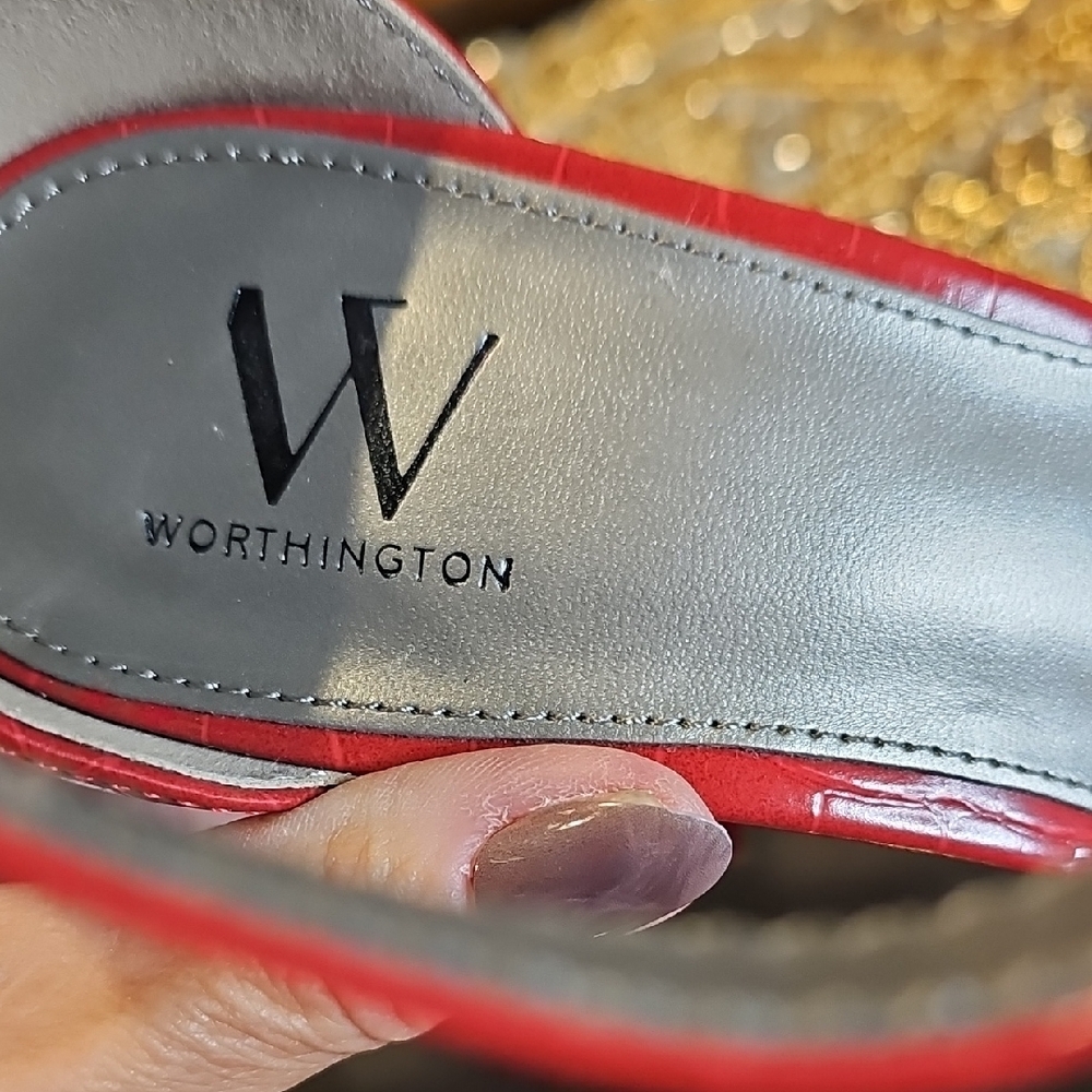 Worthington Vibrant Red Croc-Patterned Heels - Picture 2 of 9